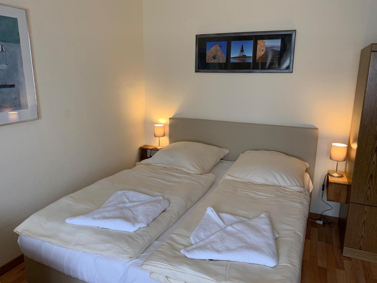 Pension Appartementhaus Hus Moehlenbarg クックスハーフェン エクステリア 写真