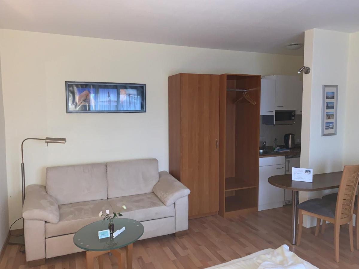 Pension Appartementhaus Hus Moehlenbarg クックスハーフェン エクステリア 写真
